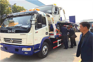 文水汽车道路救援拖车价格